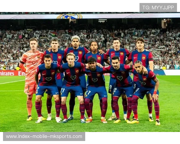 巴萨联赛欧战双线发力，诺坎普激情不减