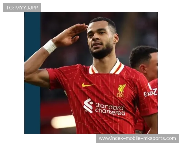 利物浦加克波高速插上冲击对方防线并得分：速度与技术的极致对决